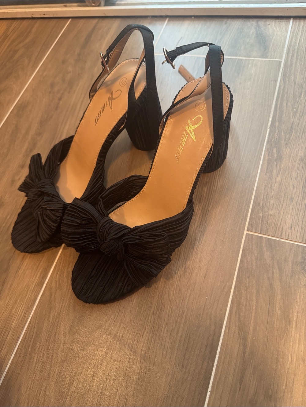 Women’s Black Heels with Bow
